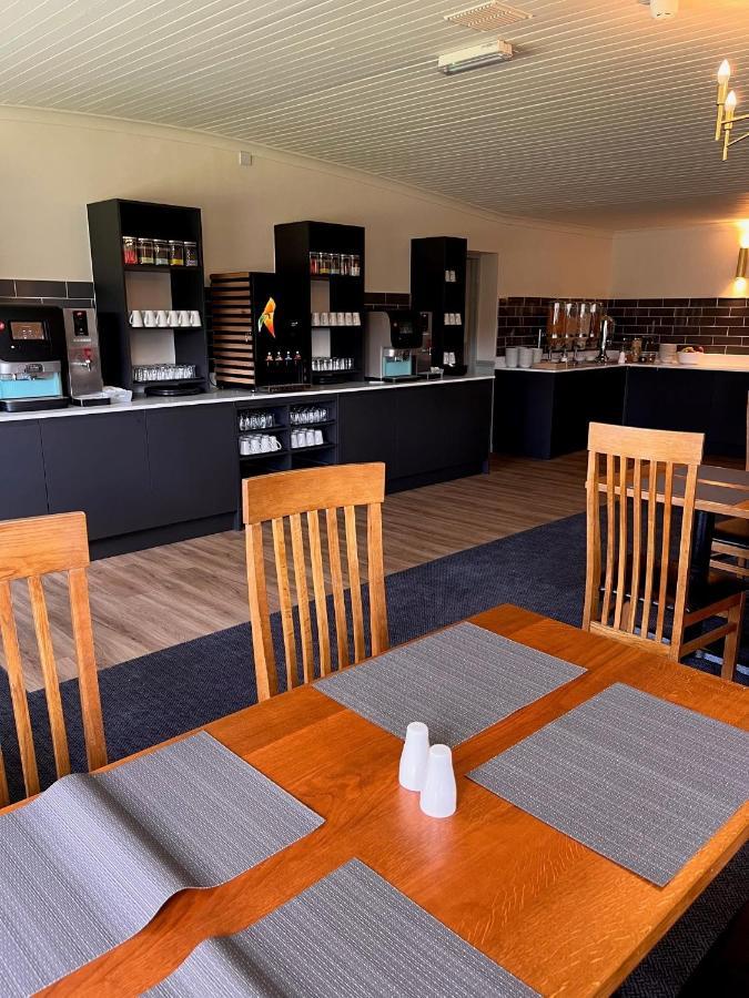 Beaufort Park Hotel Mold Eksteriør billede